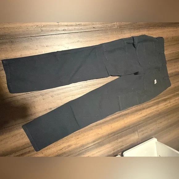 Carhartt Black Work Jacket with Gold Logo Patch - Picture 2 of 7